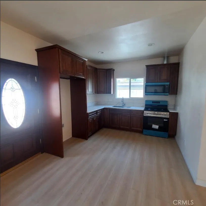 16122 S Denver Avenue, Gardena, California 90248 home-pic-16
