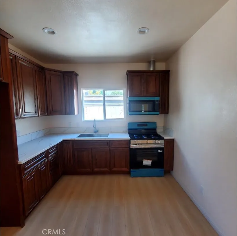 16122 S Denver Avenue, Gardena, California 90248 home-pic-17