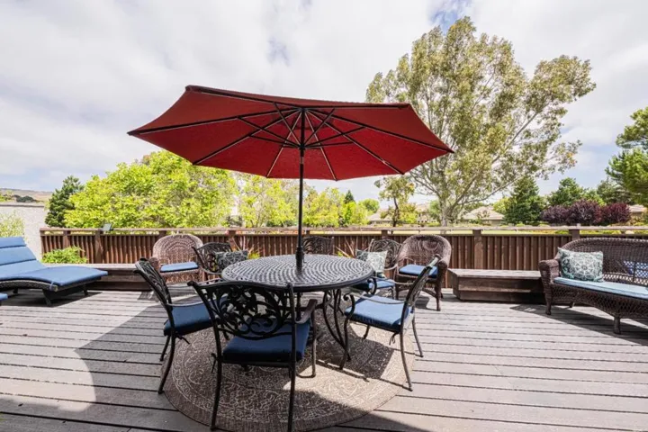 24260 Pheasant Court, Salinas, California 93908