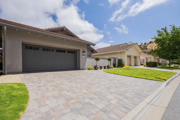 24260 Pheasant Court, Salinas, California 93908