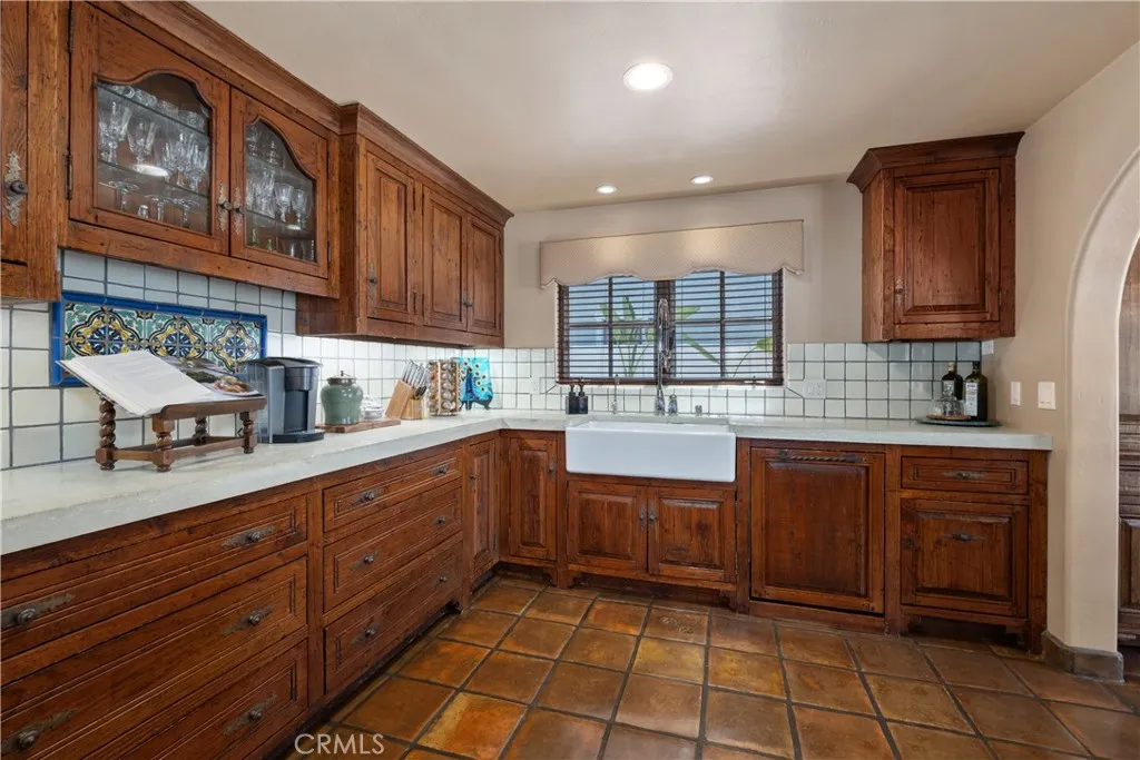 34532 Camino Capistrano, Dana Point, California 92624 home-pic-17