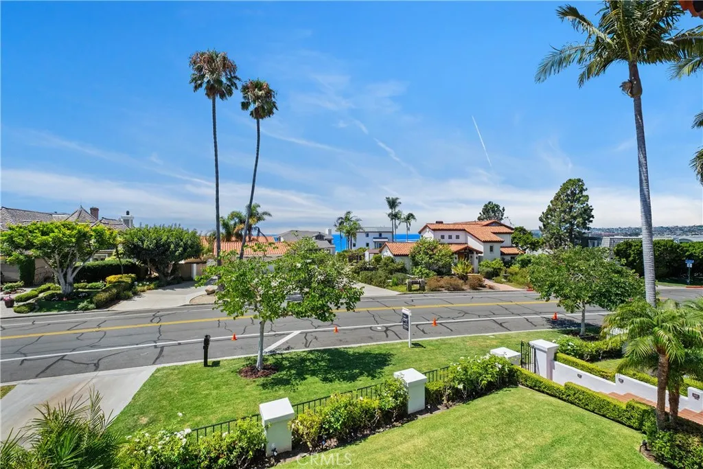 34532 Camino Capistrano, Dana Point, California 92624 home-pic-24