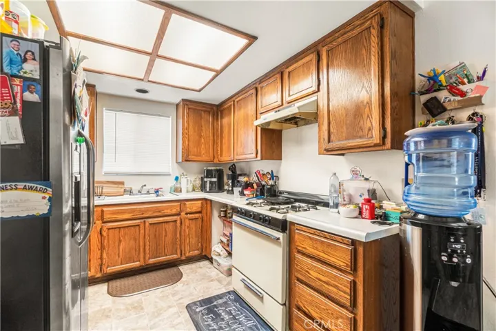 8020 Mckinley Avenue, South Gate, California 90280