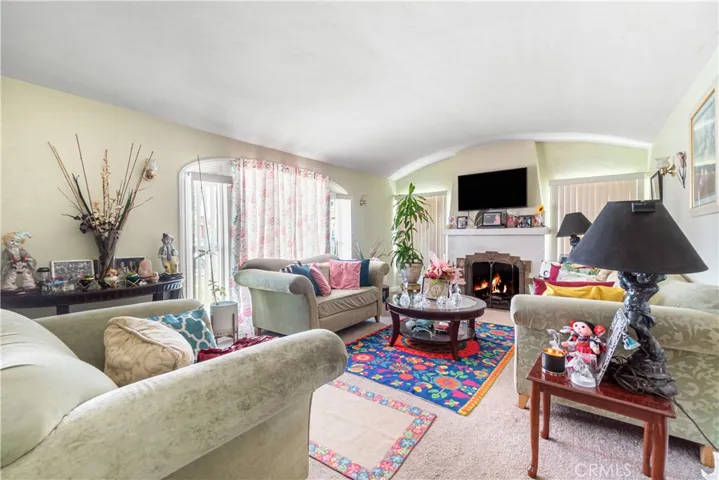 8020 Mckinley Avenue, South Gate, California 90280