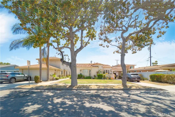 8020 Mckinley Avenue, South Gate, California 90280