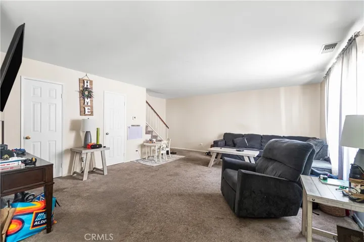 8020 Mckinley Avenue, South Gate, California 90280