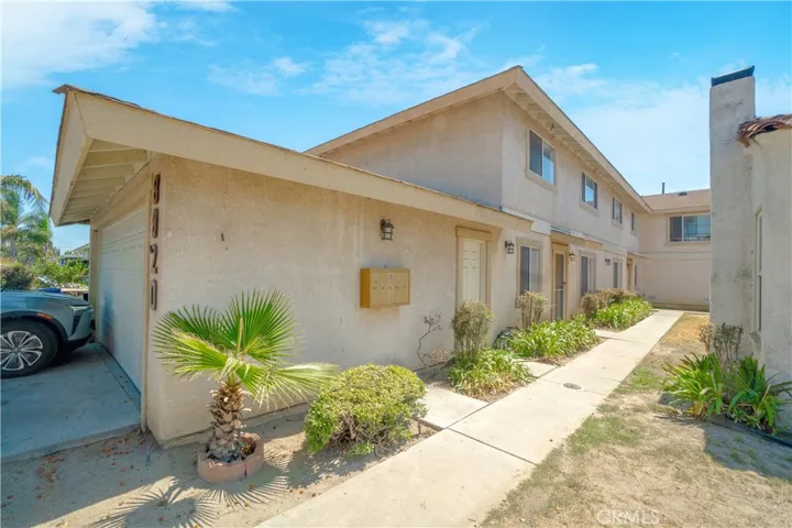 8020 Mckinley Avenue, South Gate, California 90280