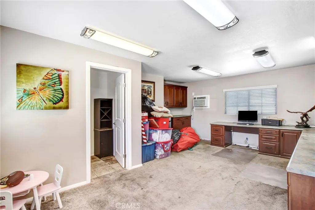 35710 Avenue H, Yucaipa, California 92399 home-pic-29