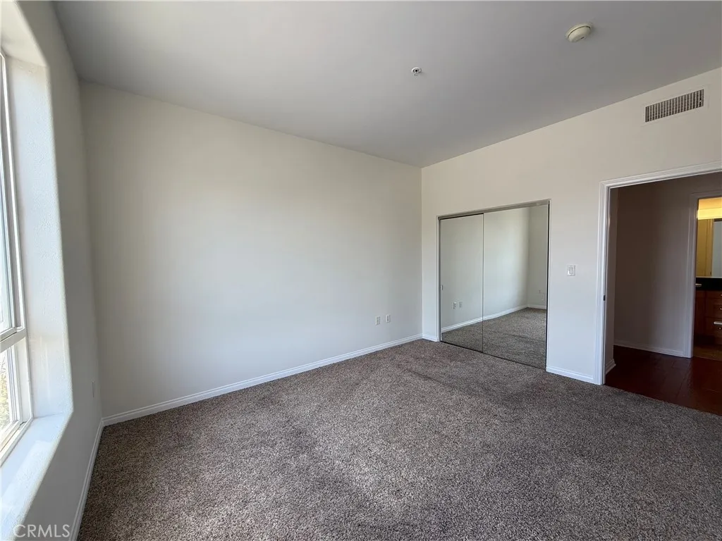 3750 Santa Rosalia Drive 413, Los Angeles, California 90008 home-pic-29