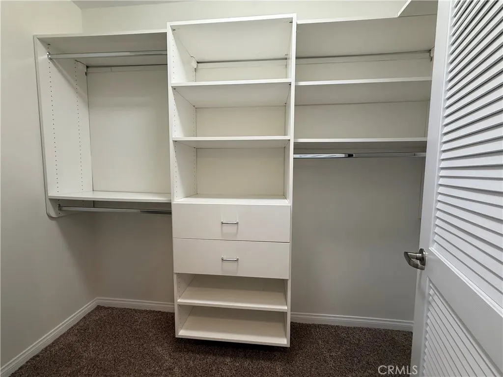 3750 Santa Rosalia Drive 413, Los Angeles, California 90008 home-pic-26