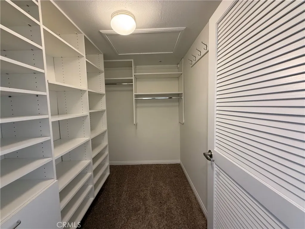 3750 Santa Rosalia Drive 413, Los Angeles, California 90008 home-pic-27