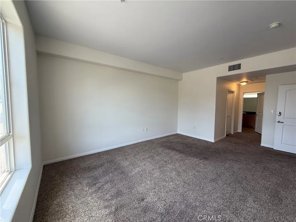 3750 Santa Rosalia Drive 413, Los Angeles, California 90008 home-pic-20