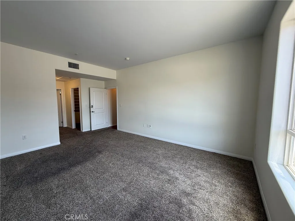 3750 Santa Rosalia Drive 413, Los Angeles, California 90008 home-pic-21