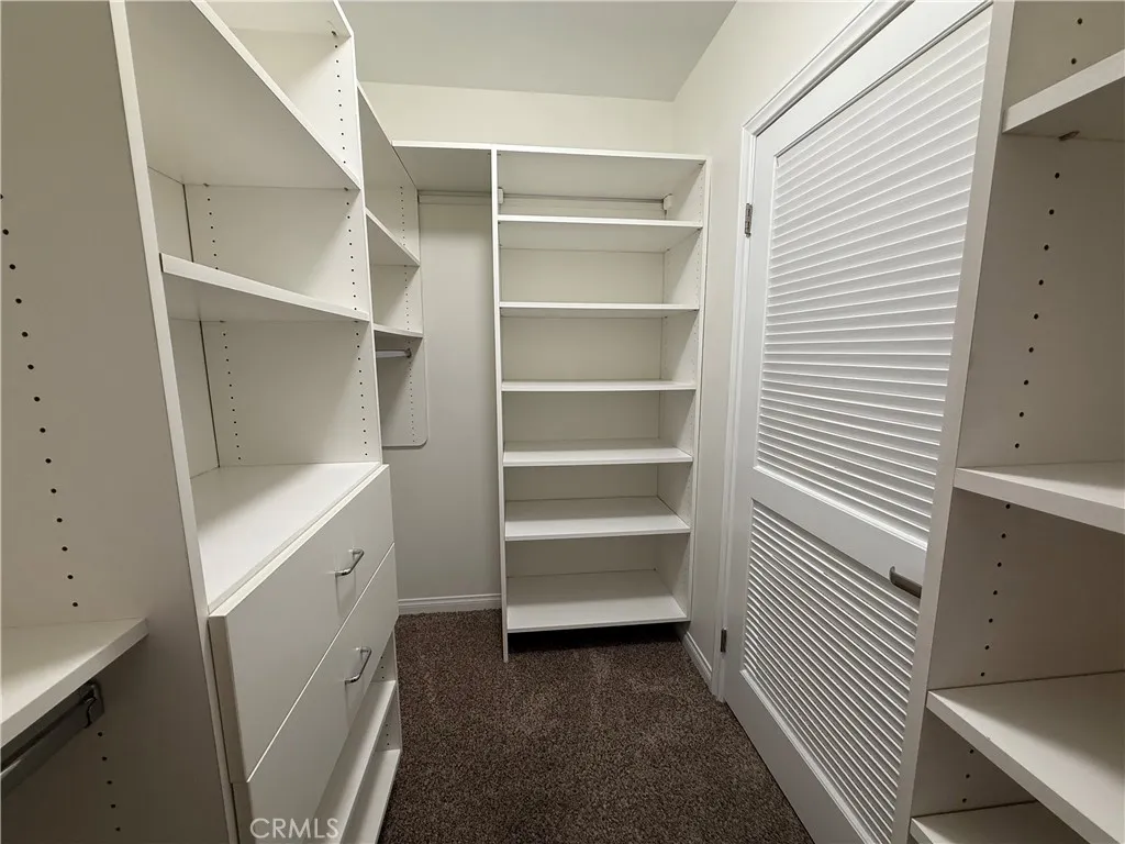 3750 Santa Rosalia Drive 413, Los Angeles, California 90008 home-pic-25