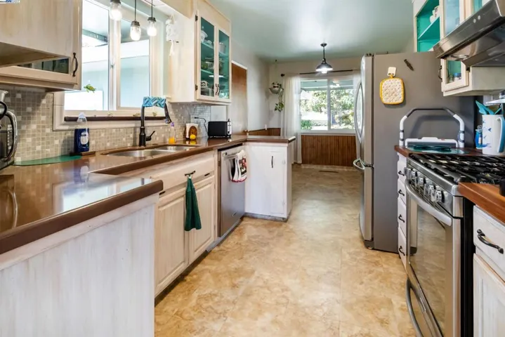 4670 Eggers Dr, Fremont, California 94536