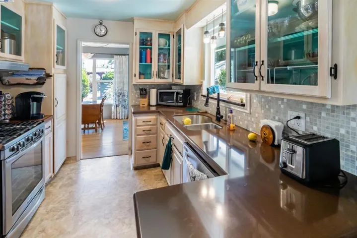 4670 Eggers Dr, Fremont, California 94536