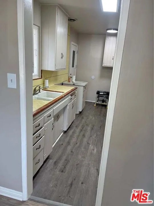 10613 Crenshaw Boulevard 1, Inglewood, California 90303, 1 Bedroom Bedrooms, ,1 BathroomBathrooms,Residential Lease,For Rent,Crenshaw,25576129