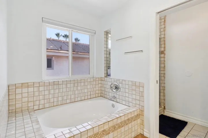 12988 Triumph Dr, Poway, California 92064