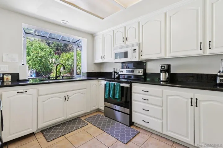 12988 Triumph Dr, Poway, California 92064