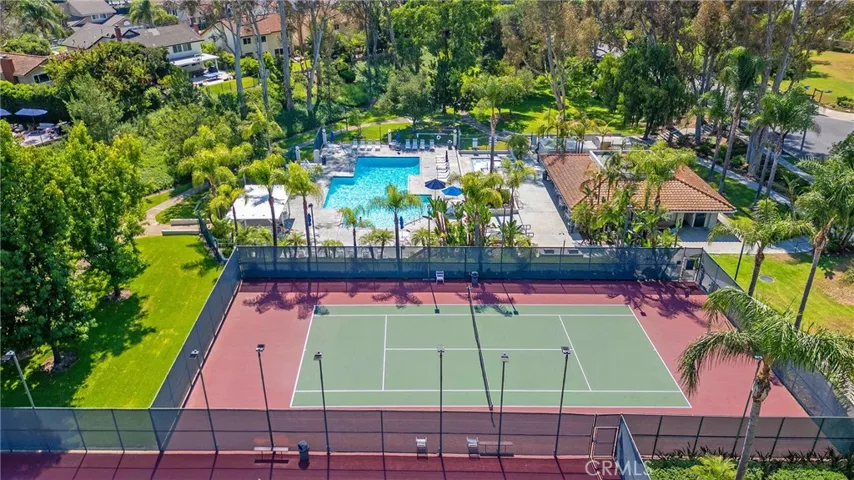 POOL AND TENNIS 2