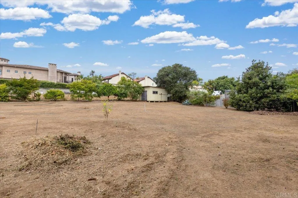 334 Date Avenue, Carlsbad, California 92008 home-pic-12