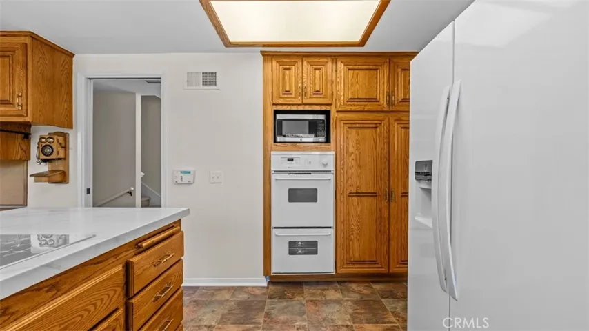 2122 Coolcrest Avenue, Upland, California 91784