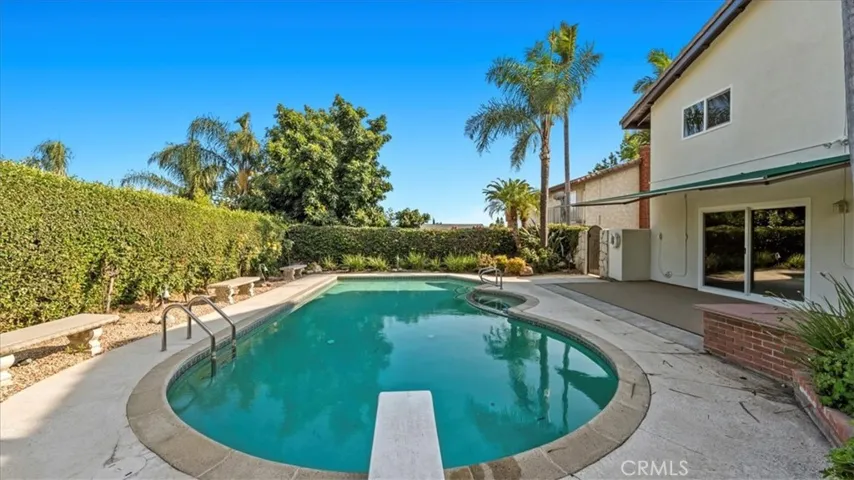 2122 Coolcrest Avenue, Upland, California 91784