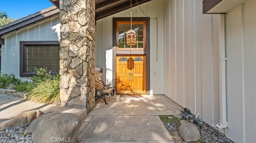 2122 Coolcrest Avenue, Upland, California 91784