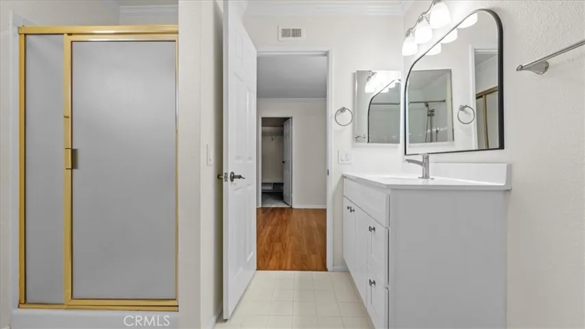 2122 Coolcrest Avenue, Upland, California 91784