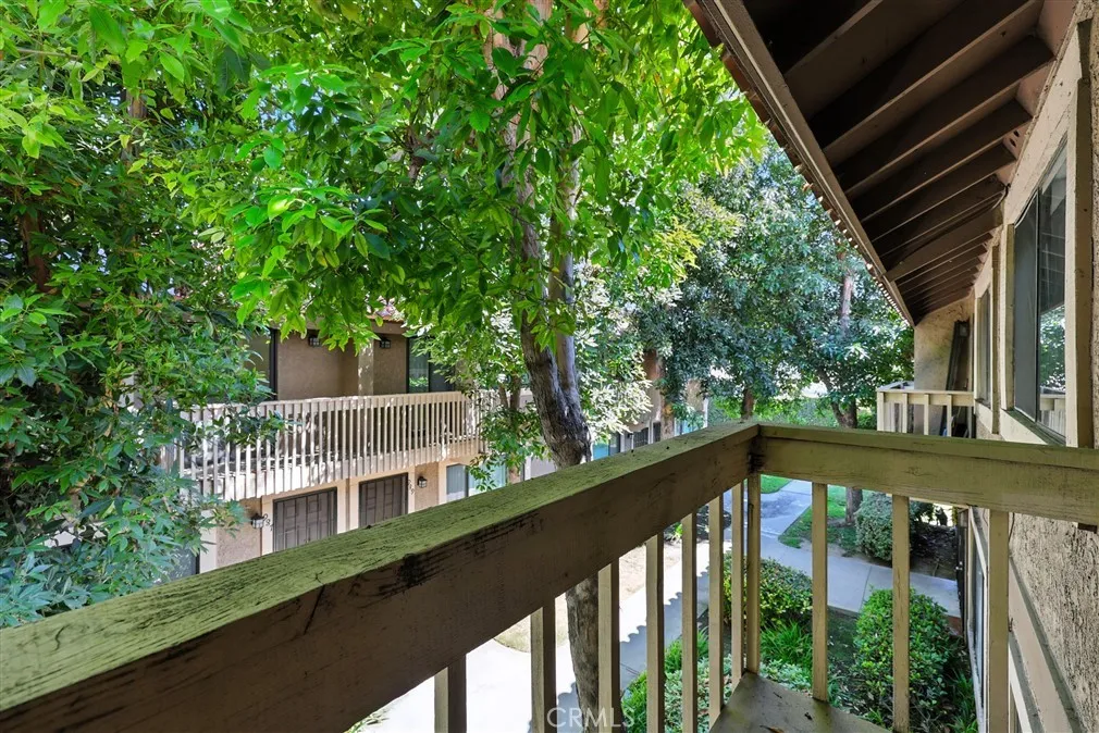 979 Willow Avenue, La Puente, California 91746 home-pic-20