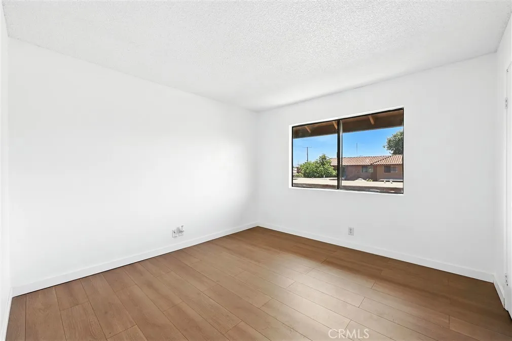 979 Willow Avenue, La Puente, California 91746 home-pic-21