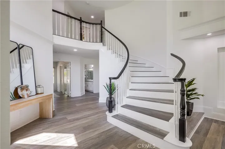 19416 Shadow Oak Drive, Lake Forest, California 92679