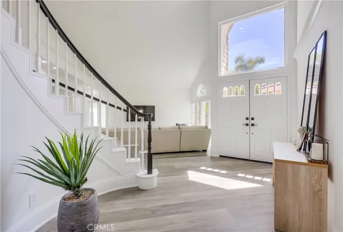 19416 Shadow Oak Drive, Lake Forest, California 92679