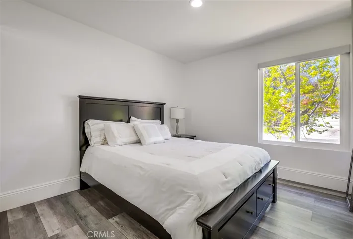 19416 Shadow Oak Drive, Lake Forest, California 92679
