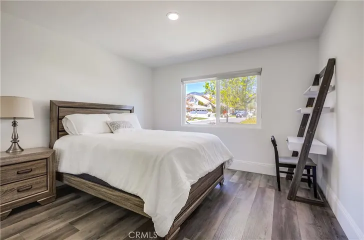 19416 Shadow Oak Drive, Lake Forest, California 92679