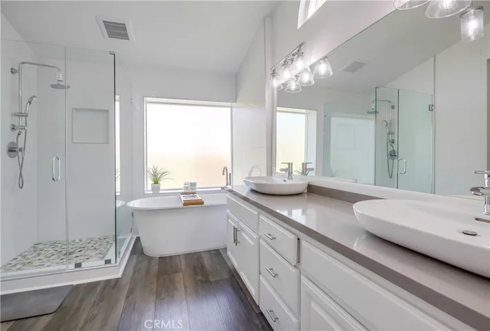 19416 Shadow Oak Drive, Lake Forest, California 92679