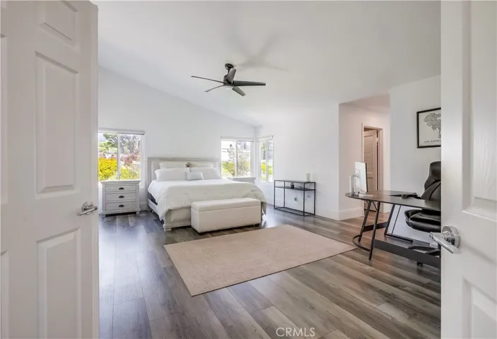 19416 Shadow Oak Drive, Lake Forest, California 92679