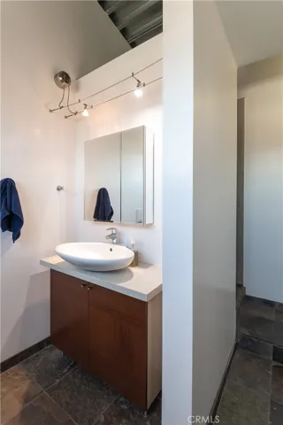 1149 Pine Avenue, Manhattan Beach, California 90266