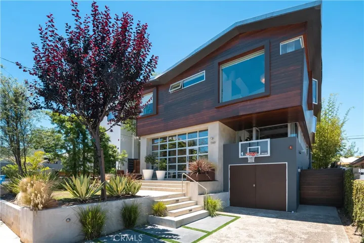 1149 Pine Avenue, Manhattan Beach, California 90266
