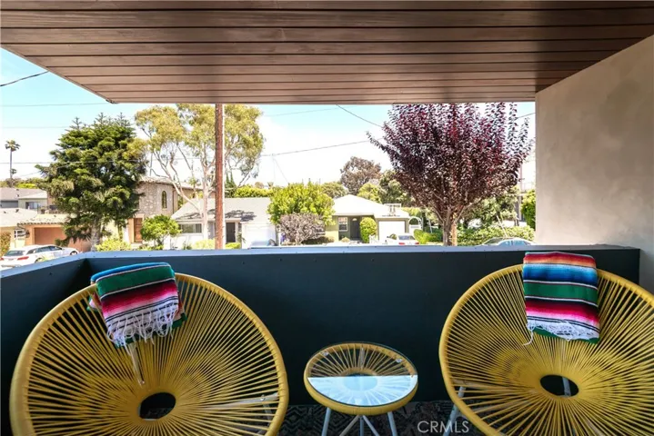 1149 Pine Avenue, Manhattan Beach, California 90266