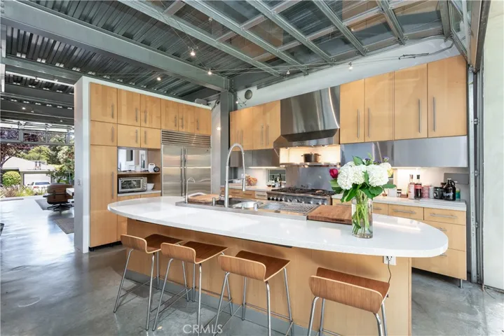 1149 Pine Avenue, Manhattan Beach, California 90266
