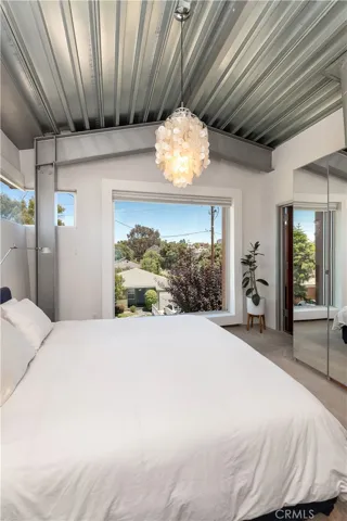 1149 Pine Avenue, Manhattan Beach, California 90266