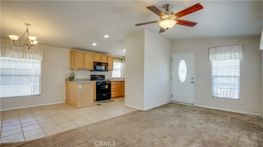 416 Jeffries 60, Monrovia, California 91016, 3 Bedrooms Bedrooms, ,2 BathroomsBathrooms,Residential,For Sale,Jeffries,SR25179403