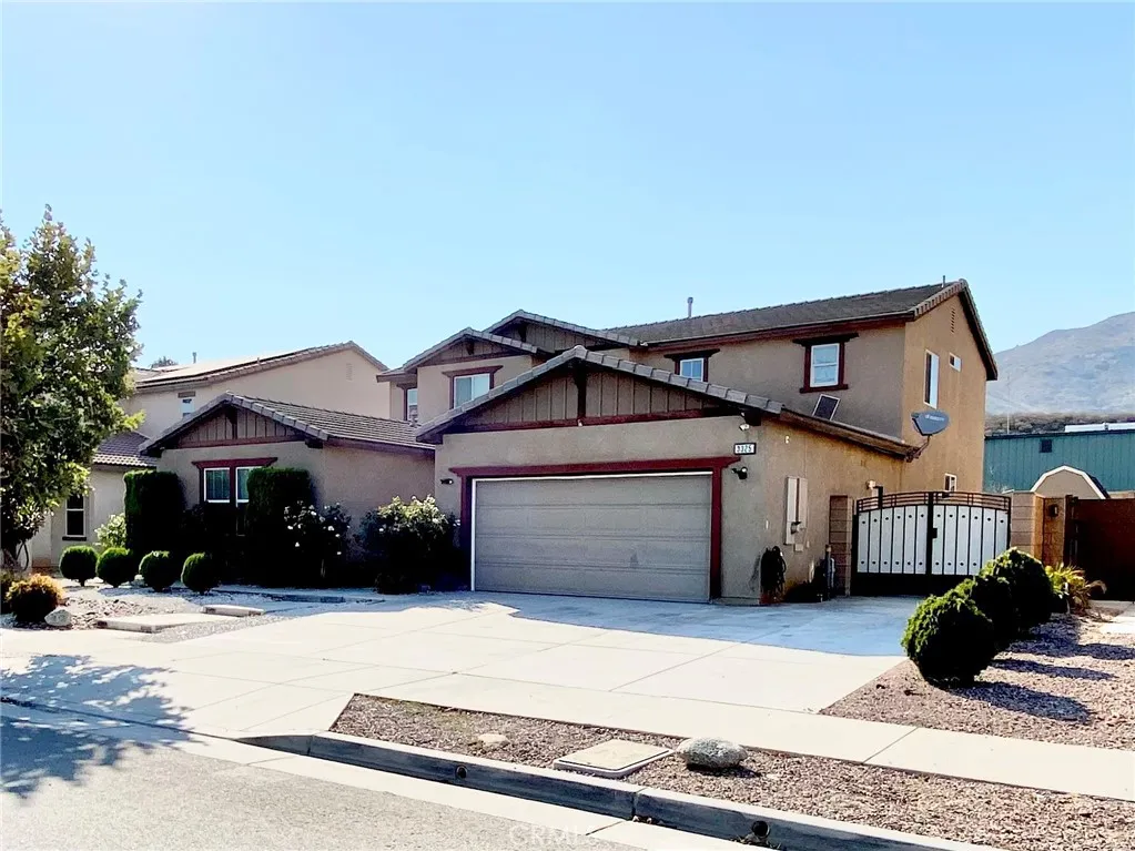 3325 Quarry Drive, Jurupa Valley, California 92509 home-pic-1