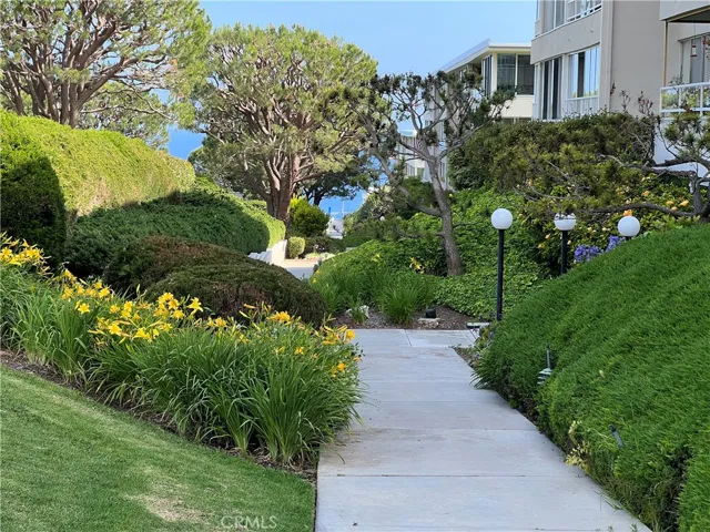 32709 Seagate Drive 305 E, Rancho Palos Verdes, California 90275