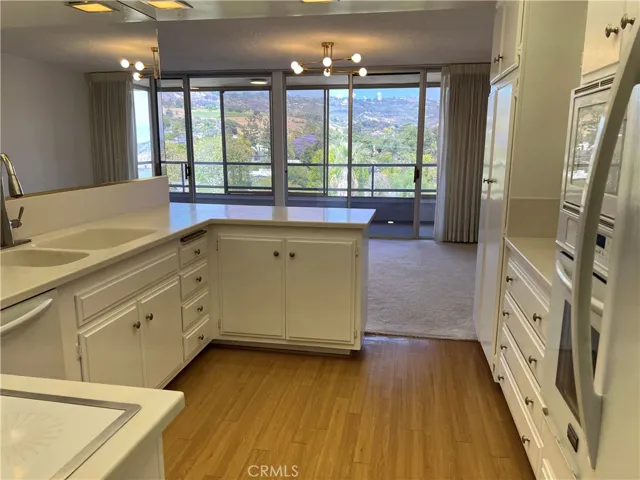 32709 Seagate Drive 305 E, Rancho Palos Verdes, California 90275