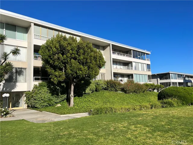 32709 Seagate Drive 305 E, Rancho Palos Verdes, California 90275