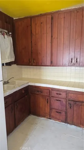 2106 W 94th Place, Los Angeles, California 90047