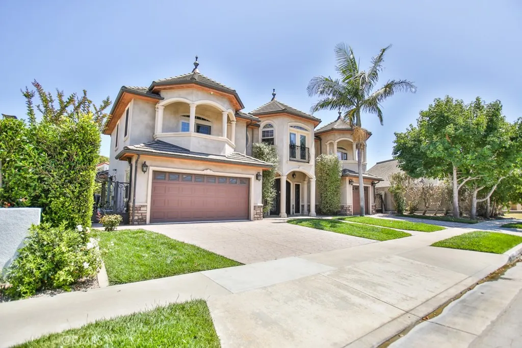 16802 Kamalii Drive, Huntington Beach, California 92649, 6 Bedrooms Bedrooms, ,6 BathroomsBathrooms,Residential,For Sale,Kamalii,PW25172481