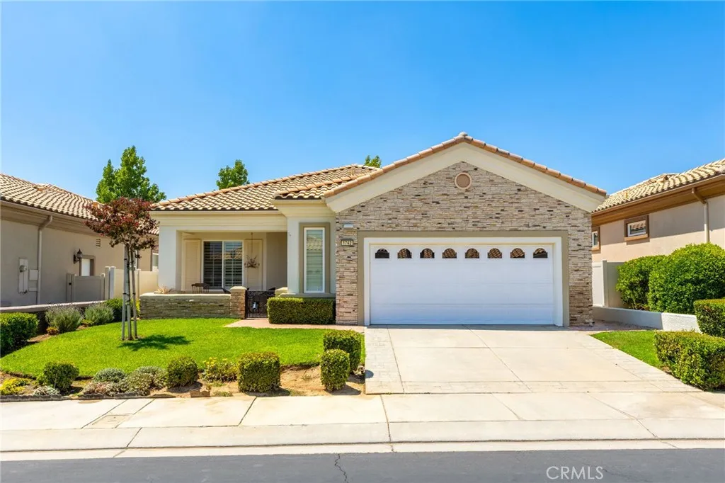 1742 Litchfield Drive, Banning, California 92220 home-pic-24